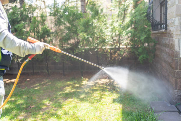 Best Commercial Pest Control Services  in Sarasota, FL